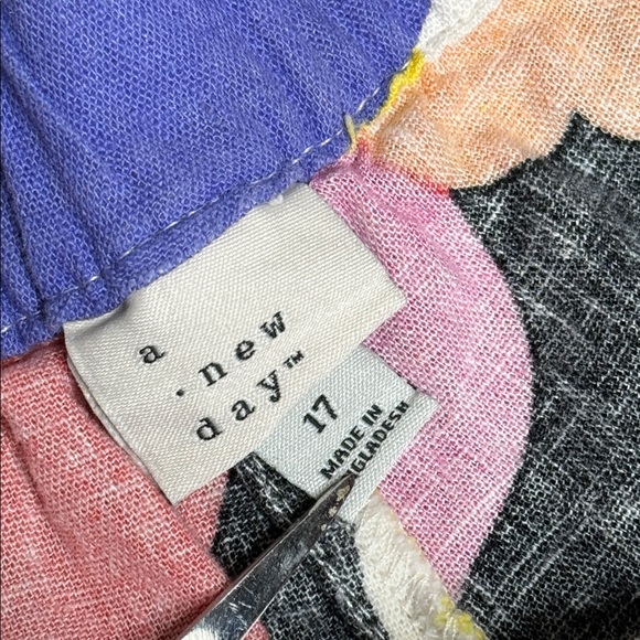 A New Day Women's Multicolor Abstract Print Wrap Skort Size 17 - Picture 2 of 6